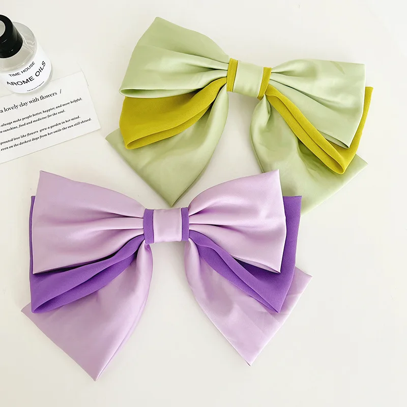 Nowe mody Barrette Bow koreański dopasowane kolory Oversized, wiosenny klip Bow Top klip dla kobiet dziewczyna Satin spinka do włosów akcesoria