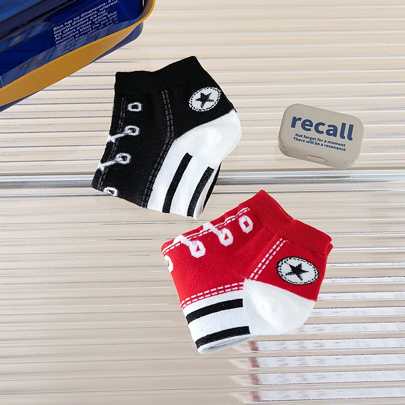 Fashion Socks 2 Pairs Funny Shoe Print Harajuku Style Hip Hop Cute Soft Womens Slippers And Socks
