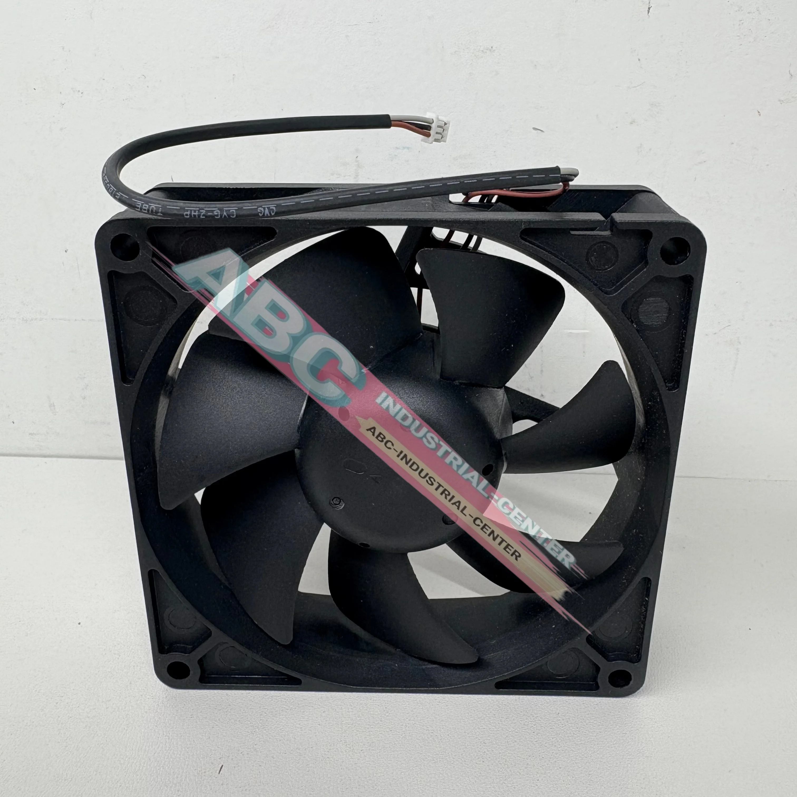 새로운 AUB0912HJ-00 DC12V 0.5A 3선 D66 냉각팬