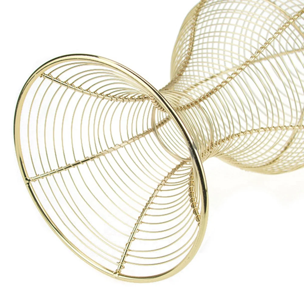 Рисунок 6 - Металлические Витрины для париков