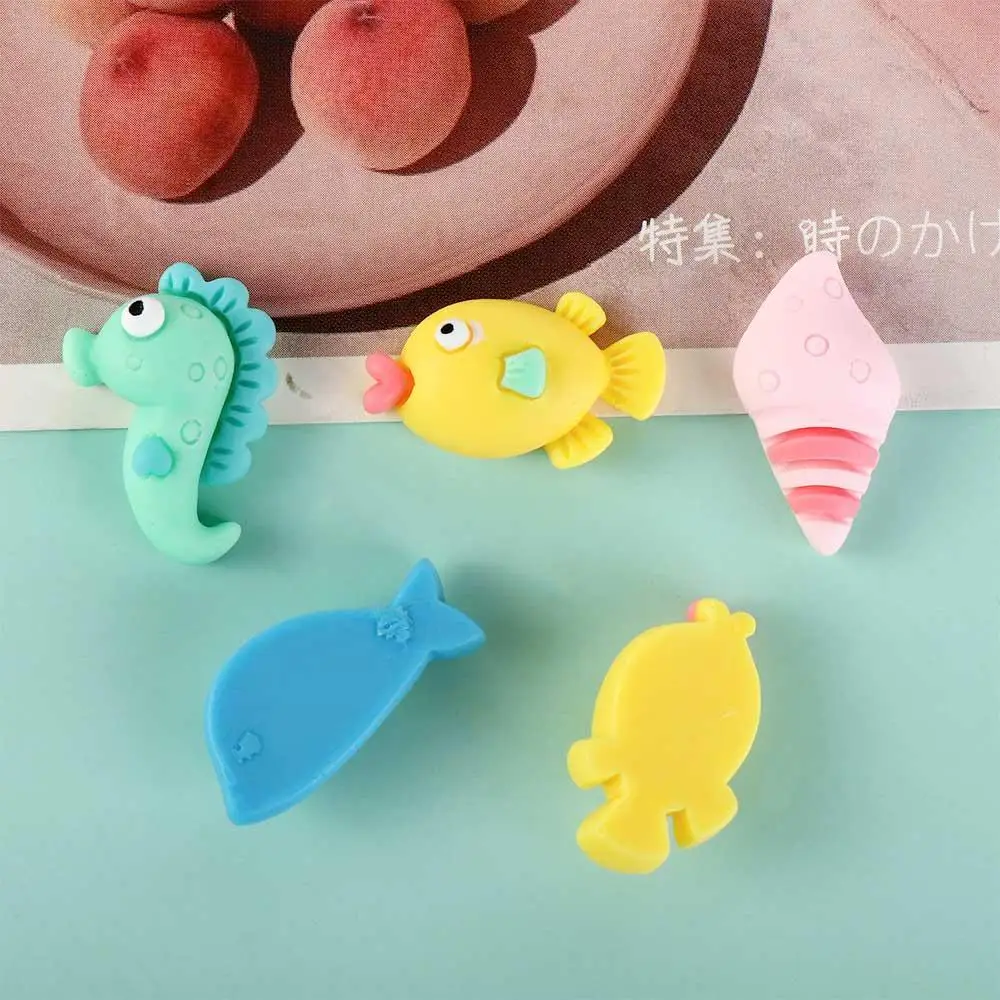 

10pcs Resin Ocean Animal Colorful Resin Fish Colorful Conch Seahorse Jellyfish DIY Sticker Handmade Jewelry Kids Gifts