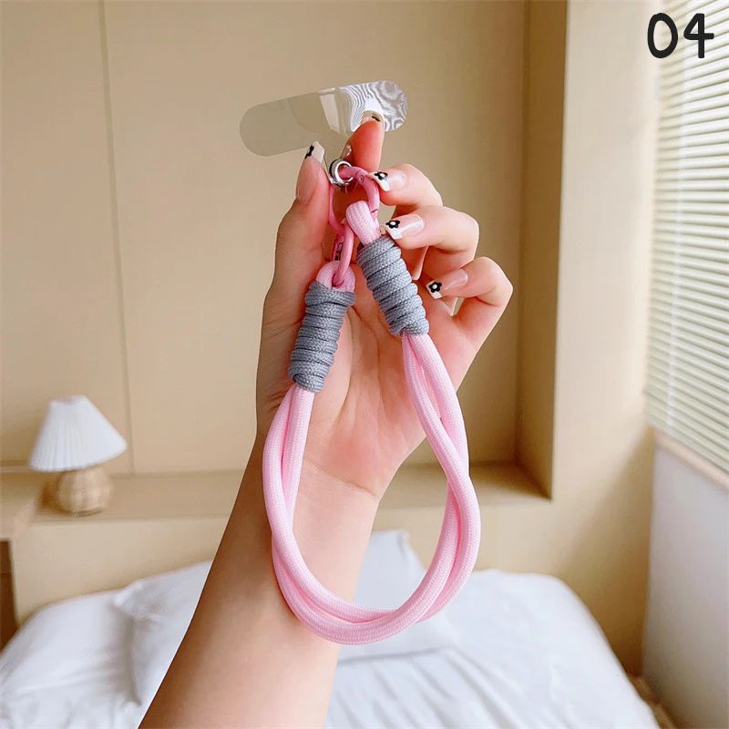 Elegant Phone Charm Wrist Strap Keychain with Exquisite Bracelet Design