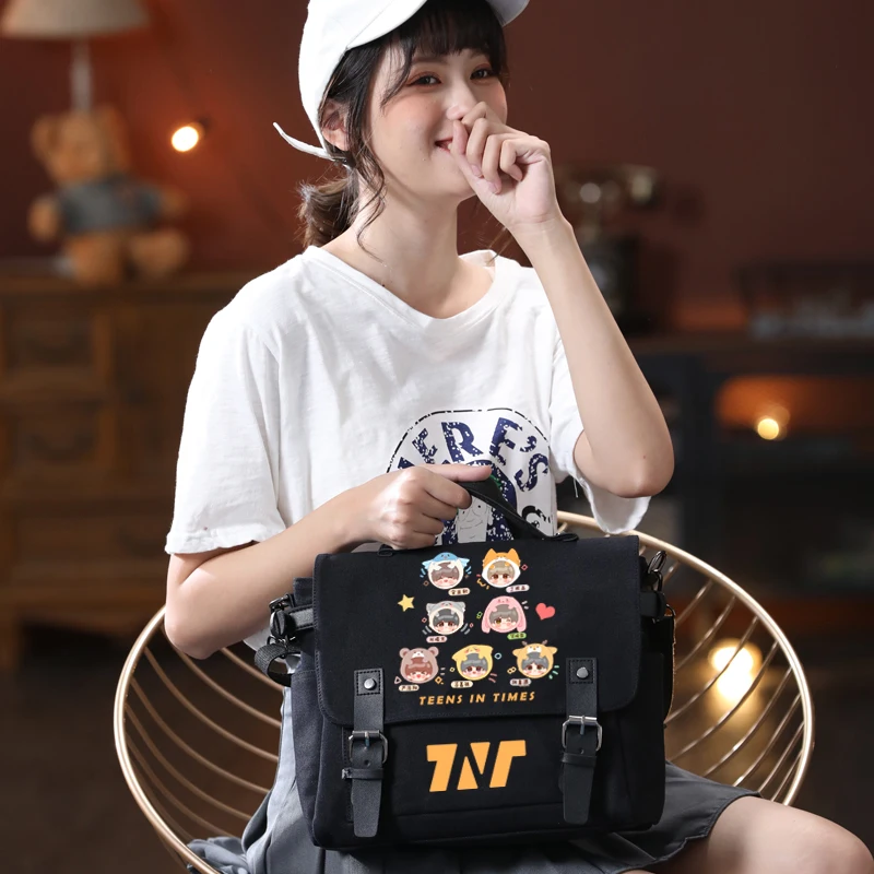 

Chinese Star Tnt Teens In Times Shoulder Bags Ding Cheng Xin Liu Yao Wen Bag Backpack High-capacity Tooling School Bags for Teen
