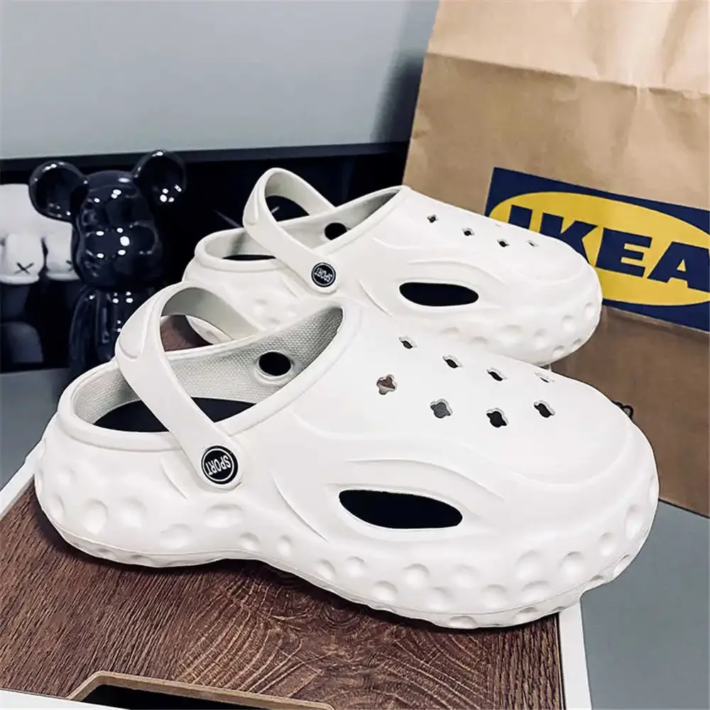 Slip-Ons 36-42 Pantofole Uomo Indoor Scarpe Da Golf Indoor Alla Moda Sandali Per L'Estate 2024 Sneakers Sport Pas Cher Ultime