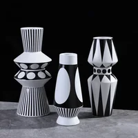 Simple Modern Black White Ceramic Vase Flower Arrangement Container Irregular Geometric Vase Living Room Countertop Decoration 2