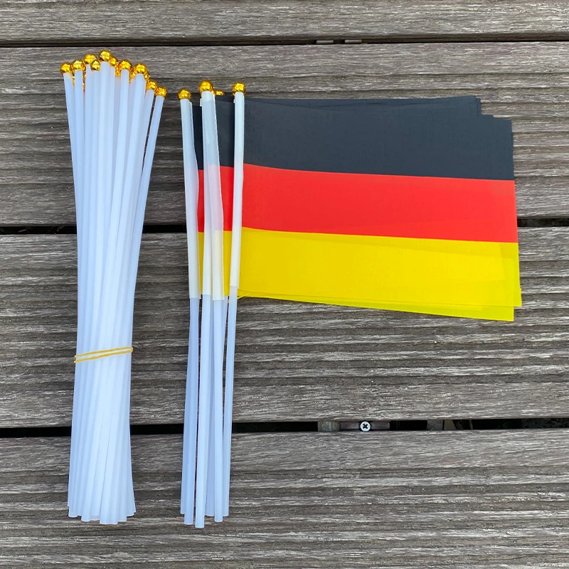xvggdg 100pcs 14 * 21cm Germany hand flag Promotion Wholesale Small Germany Hand Waving National Flag - Image 2