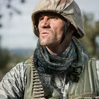 Тактический камуфляжный шарф для лица для снайперсов, военное снаряжение, охоты и спорта на открытом воздухе, легкая сетчатая вуаль Shemagh для максимального комфорта — изображение 3