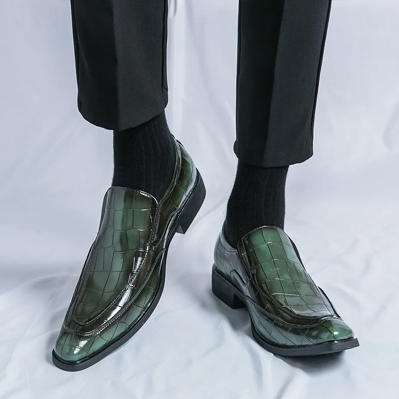 British Style Men Oxfords Fashion Green Plaid Leather Shoes For Men Dress Shoes Business Men's Formal Social Masculino