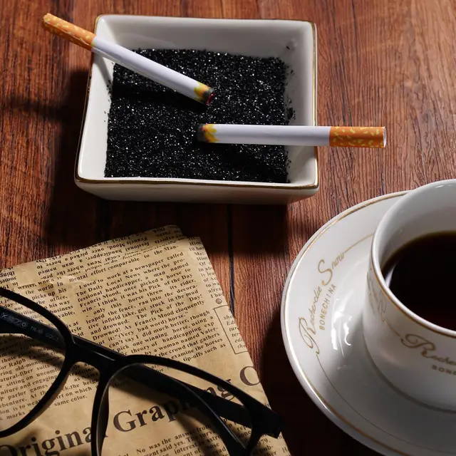 2Pcs Joke Prank Novelty Trick Props Toys Fake Cigarettes Smoke Party Spoof Cigarette Toys Funny Toy Practical Jokes Fake Toys 6