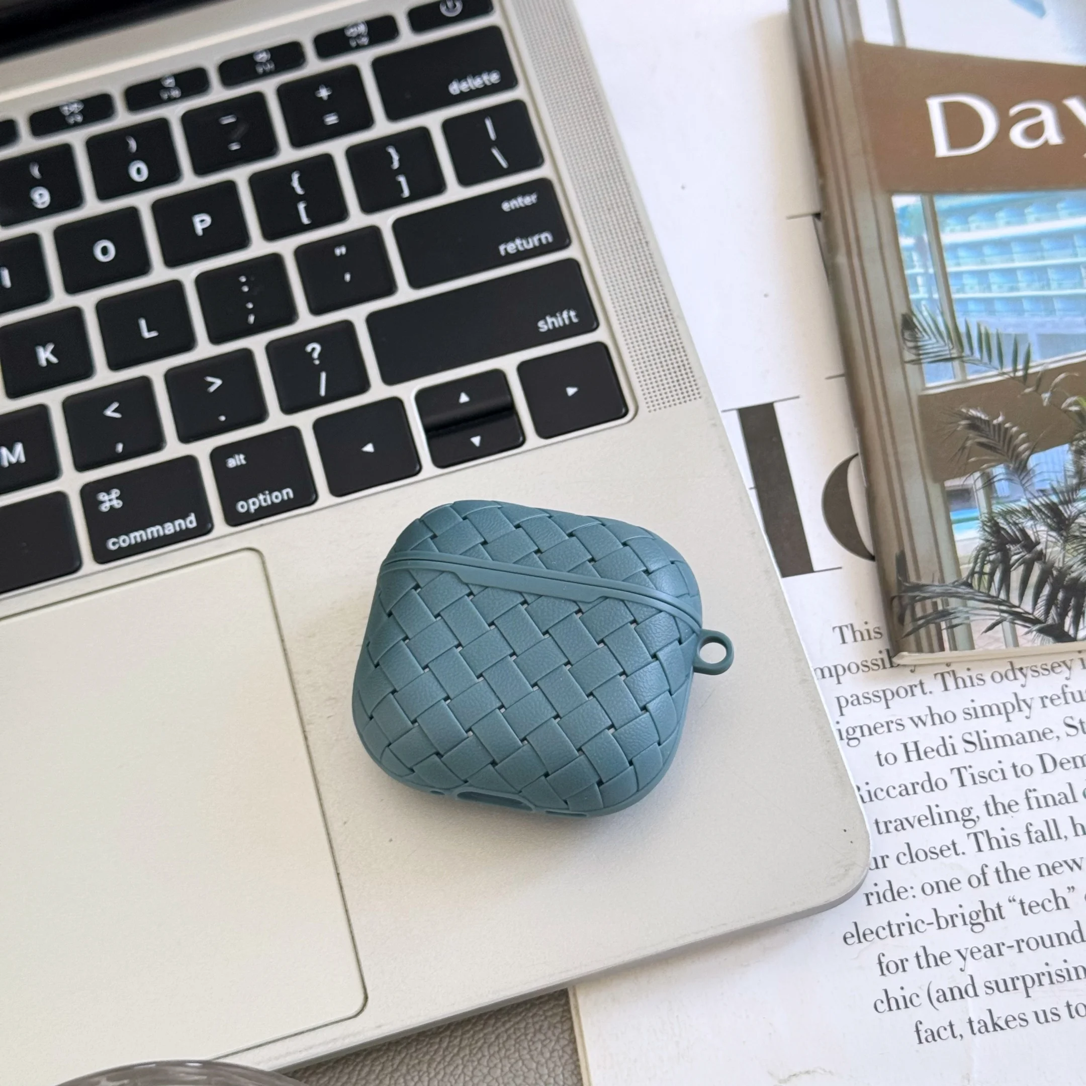 Woven Texture Soft TPU Shockproof Earphone Case Cover