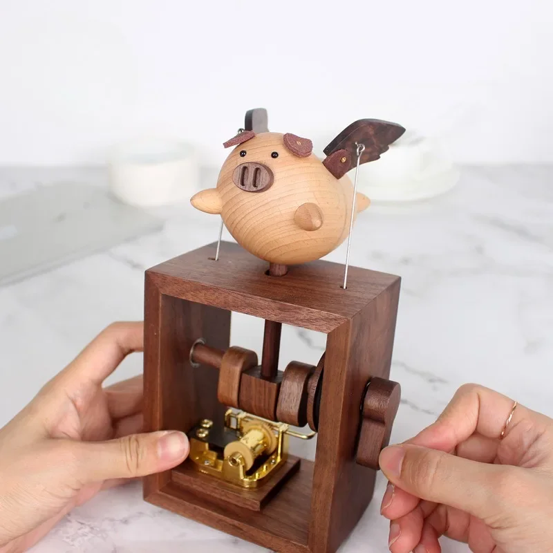 

Wooden Music Box Memorial Day Gift Little Flying Pig Music Box Creative Ornament Valentine's Day Send Girlfriend Birthday Gift