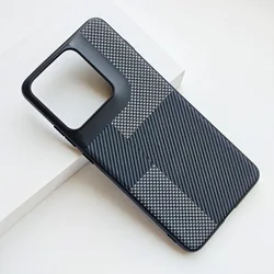 Luxury PU Leather TPU Kevlar Striped Shockproof Back Case for MOTO X70 air (Black)