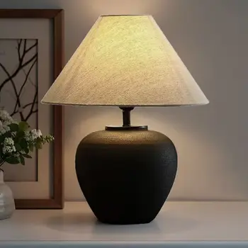 Nordic Retro Ceramic Table Lamp with Fabric Shade 1