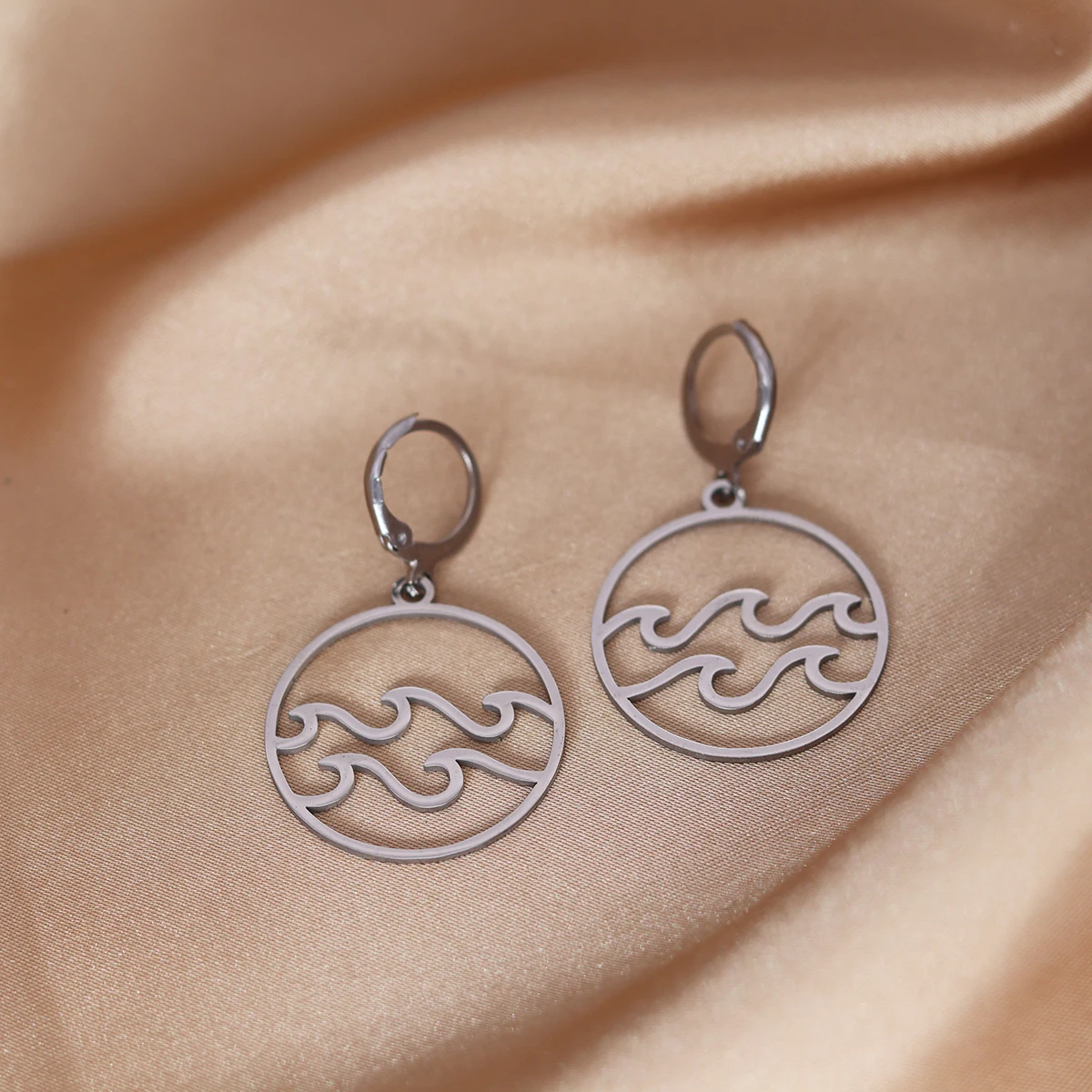 CHENGXUN Stainless Steel Zebrafish Earring Fish Hoop Earrings Geek Jewelry Biology Gift Simple Birthday Party Gifts for Women