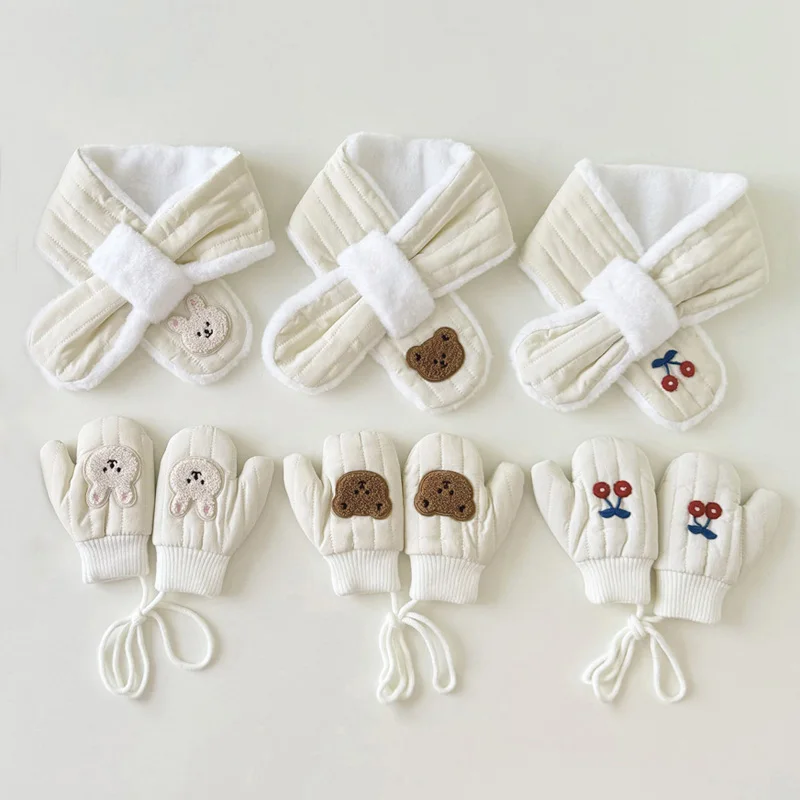 Winter Baby Gloves Scarf 2Pcs Thicken Bear Bunny Kids Neck Warmer Mittens Set Children Cross Scarves Gloves for Girls Boys 2-6Y 1