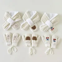 Winter Baby Gloves Scarf 2Pcs Thicken Bear Bunny Kids Neck Warmer Mittens Set Children Cross Scarves Gloves for Girls Boys 2-6Y 1