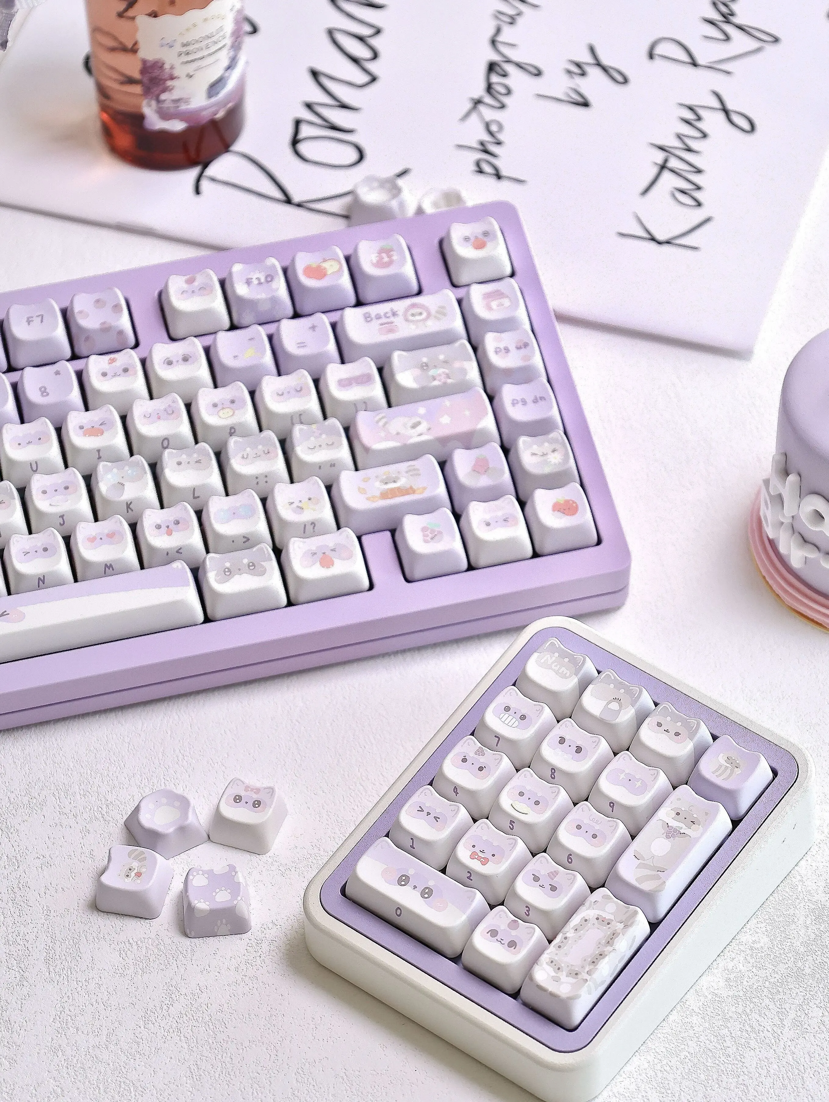Lilás Full Five-sided Sublimação Teclado Mecânico Guaxinim Bonito Mao Pbt Keycaps Faça Você Mesmo Luz Roxo Gato Meninas Presente 141 - Imagem 5