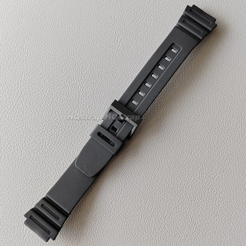 Sporty 18mm Silicone Waterproof Watch Strap