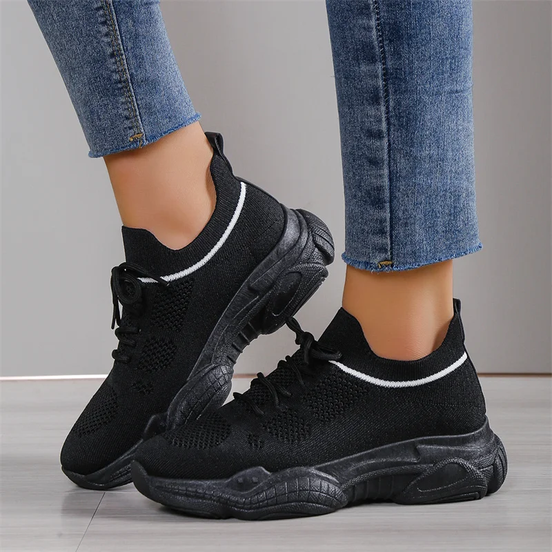 Women's Plus Size Sports Shoes Breathable Mesh Comfortable Men's Running Shoes Casual Fashion Flat Shoes Women's Tennis Shoes