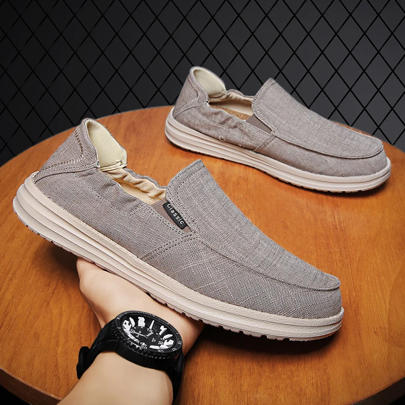

Men's Casual Canvas Shoes Breathable Loafers Men 2023 New Male Comfortable Outdoor Walking Shoes Classic Men Sneakers Big Size47