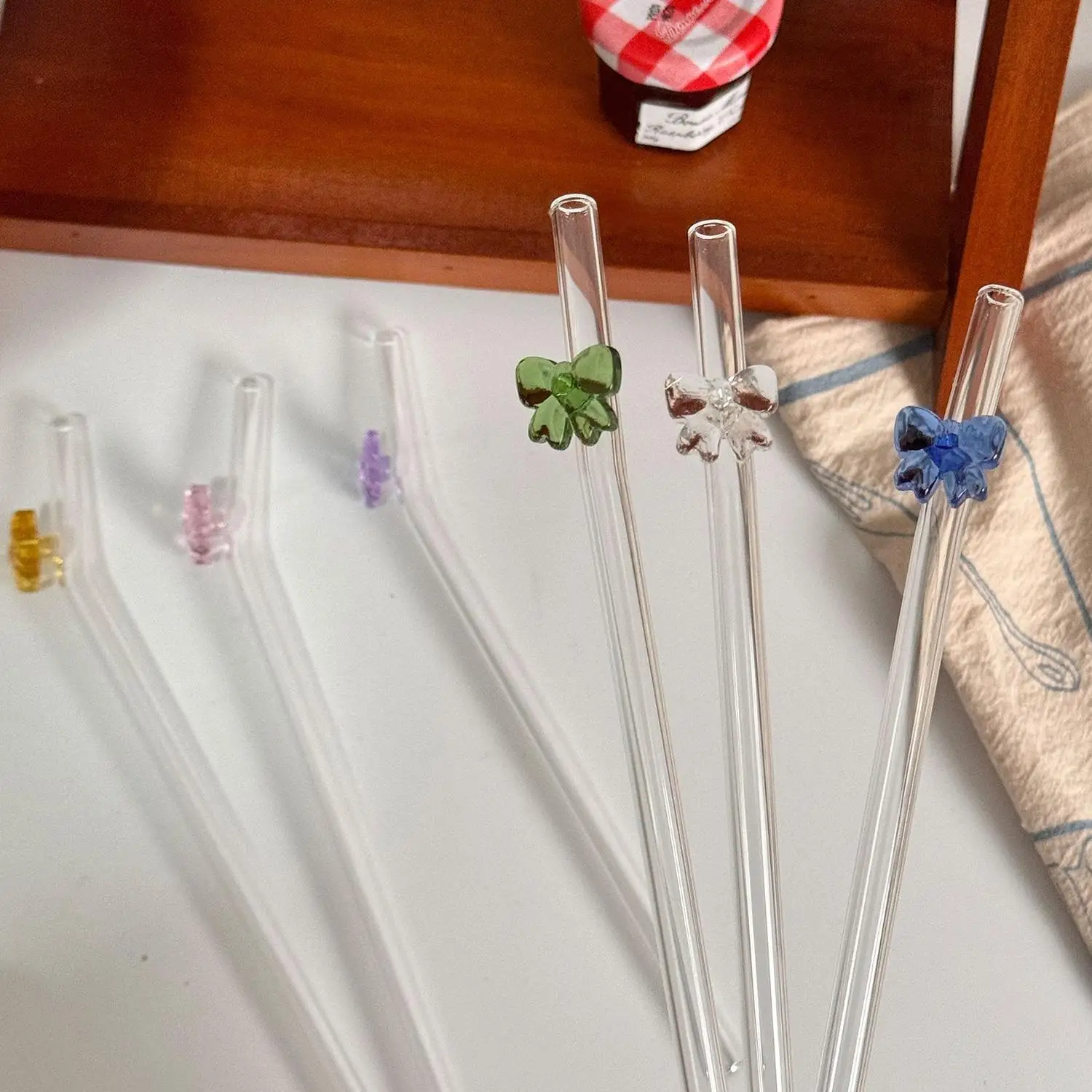 1 Pcs Cute Bowtie Glass Heat-Resistant Straw Reusable Cocktail Juice Drinking Straw For Festival Wedding Party