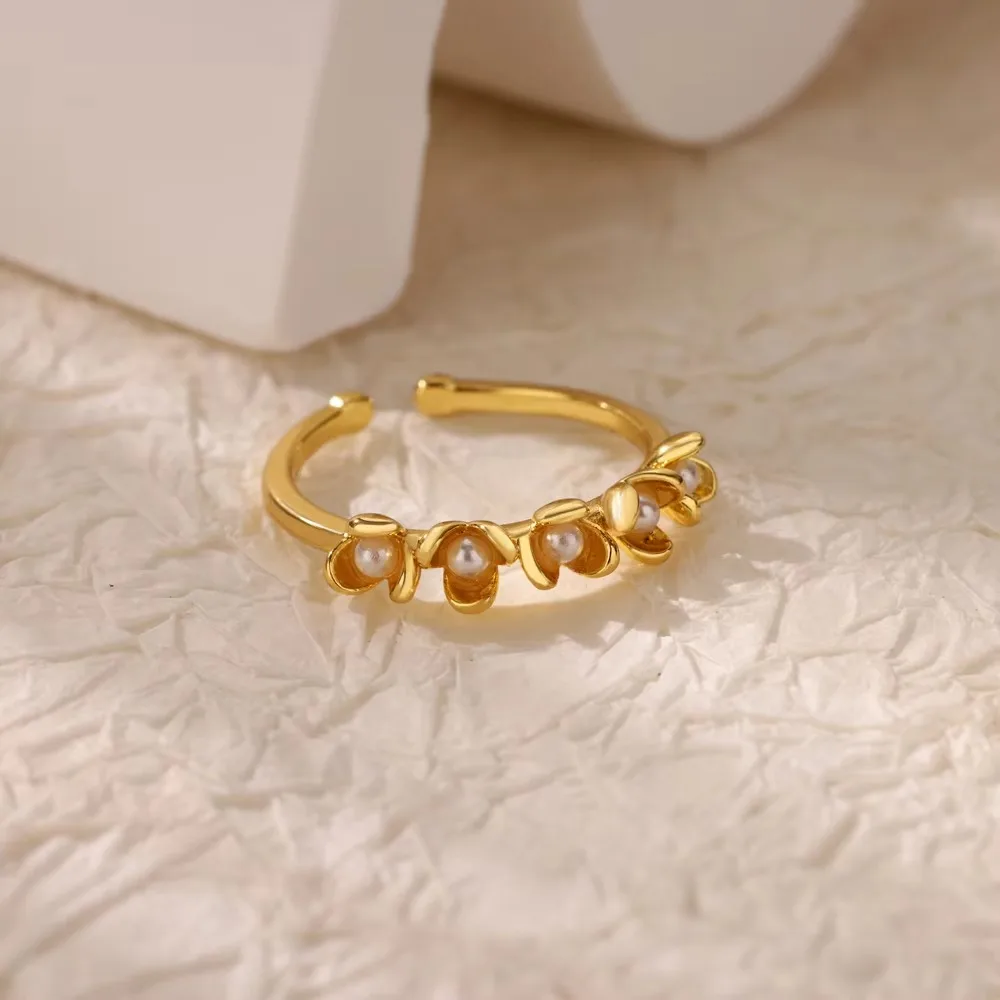 Stainless Steel Cubic Zirconia Flower Adjustable Ring for Women