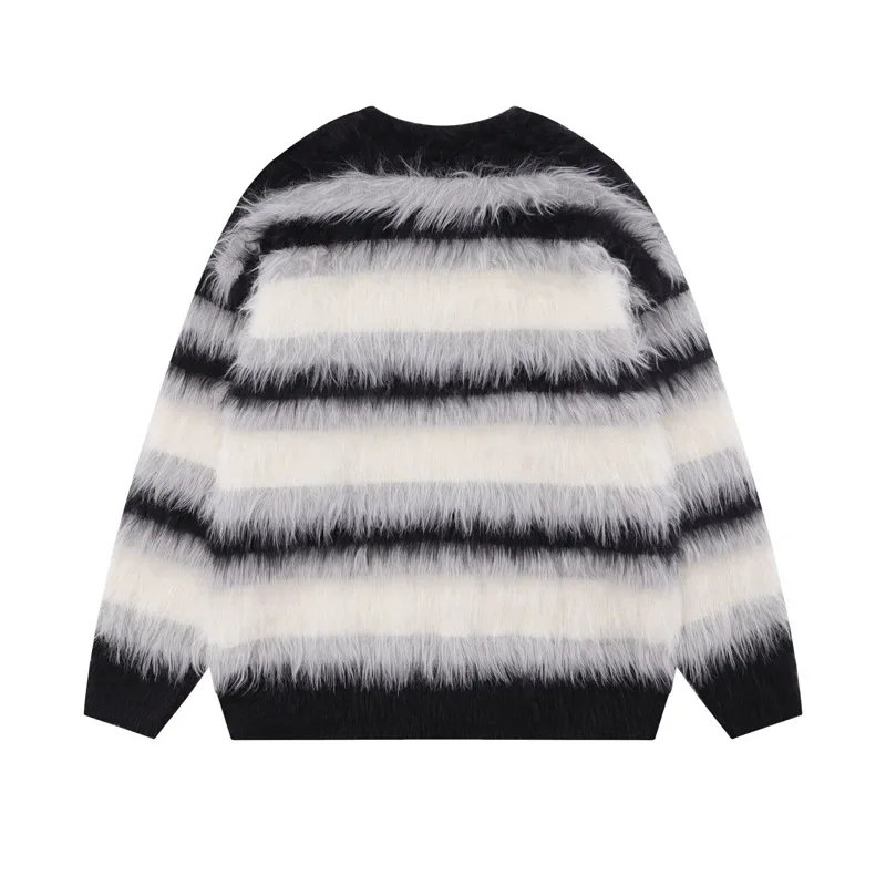Trendy Sweet Round Neck Sweater For Men And Women Street Style Knitted Top With Color Blocking Stripes Casual Fit Idle Style Cou