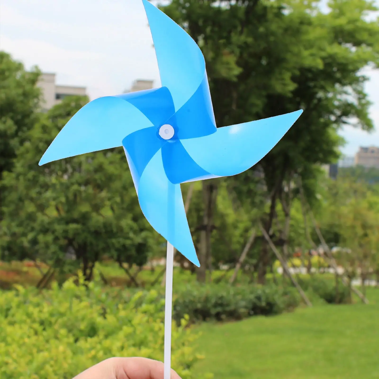 Windmill Toys 100Pcs Plastic Windmill Colorful Pinwheel Wind Kids Playing Toy Wind Sculptures Spinners Garden Landscape Decor Mixed Color