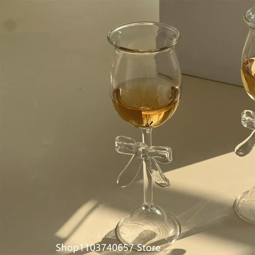 Glass twisted bow Gobelt glass cup high borosilicate heat-resistant glass champagne wine glass household cup