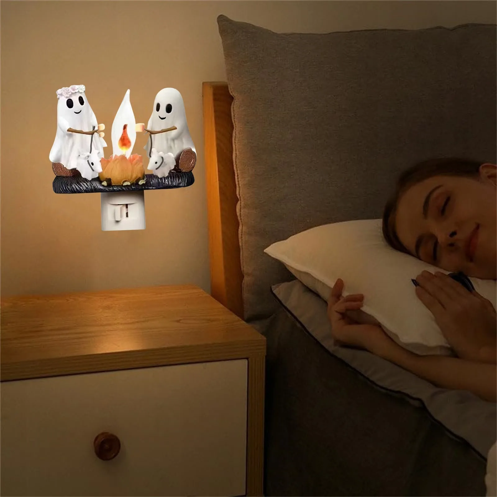 Ghost Flickering Nightlight, Led Faux Fire Ghost Lamp,Halloween Bedroom Night Light Indoor Decorations Gifts
