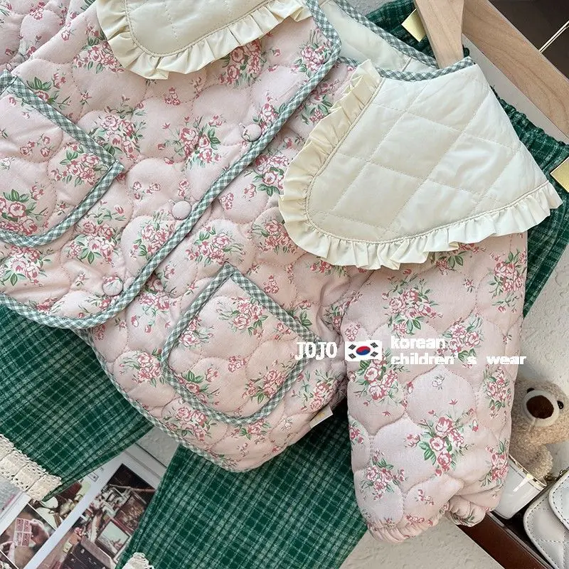 

Детское зимнее хлопковое пальто для девочек, утепленная Модная хлопковая парка с большими лацканами, детская теплая хлопковая верхняя одежда с цветочным принтом