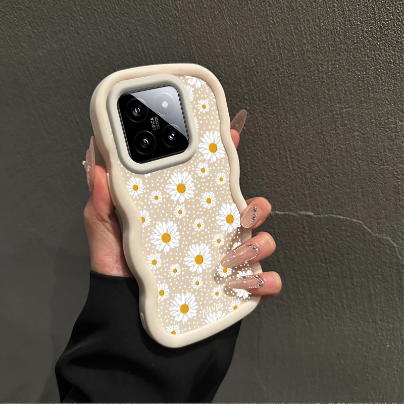 White Daisy Wavy Silicone Phone Case