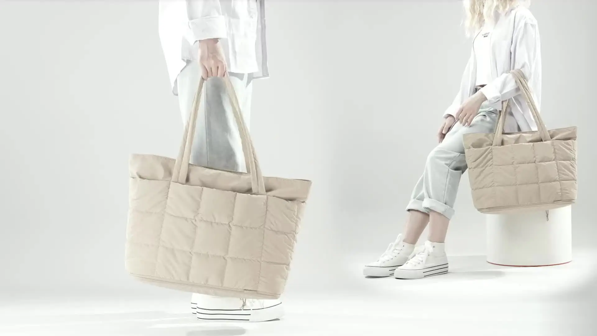 Expandable quilted tote front view