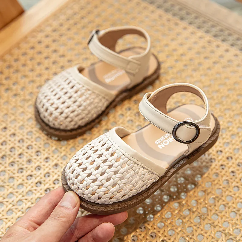 2024 Designer Weave Hollow Fashion Antiskid Casual Sandals Summer Soft Soled Shoes Trendy Versatile Sneakers Girl Sandalias Niña 4
