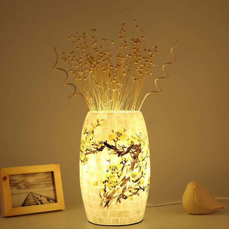 

Креативная стеклянная настольная лампа, прикроватная лампа с ракушками и цветами, настольная лампа для спальни, пасторальная теплая, современная настольная лампа для свадебной комнаты и si