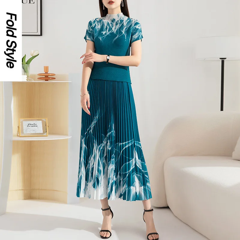 

Spring Fashion Casual Set Women's 2024 New Printed Elastic Corn Pleated Top Half Length Skirt Two Piece Set for Women