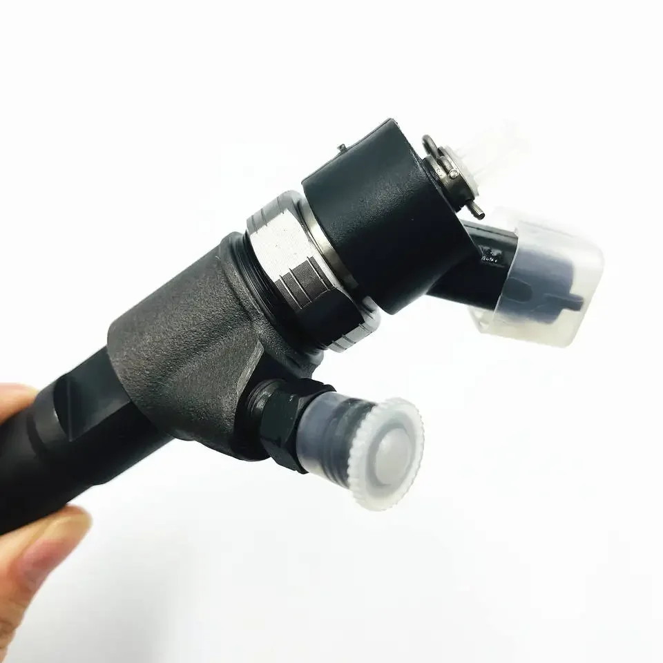 

High Quality New Diesel Fuel Injector 504088755 0445110273 0445110435 504386427 For IVECO FIAT 2.3