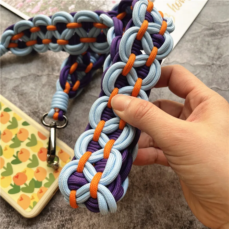 รูปสินค้า สายคล้องไหล่ DIY สายโทรศัพท์ พร้อมพวงกุญแจโลหะ