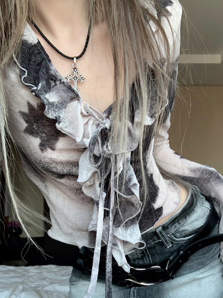 

T Shirts Summer Short Light Y2K Clothes Fashion Tie-Dye Long Sleeve Crop Tops Women 2023 V-Neck Ruffles Sexy Lace-Up