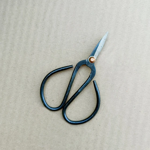 Classical style iron forging flange scissors for kitchen household and Garden Use iron wire scissor 4