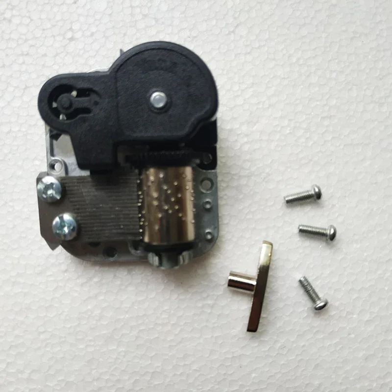Carousel Music Box Music Box New Yunsheng Music Box Movement 18 Tones Hand Cranked Clockwork Music Box with Screws Mini Home Decor 1pc