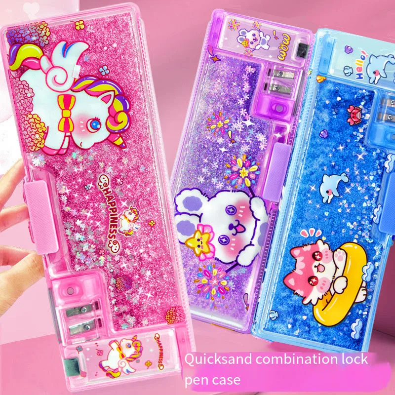 

Камуфляжный чехол для карандашей с надписью «Dream»