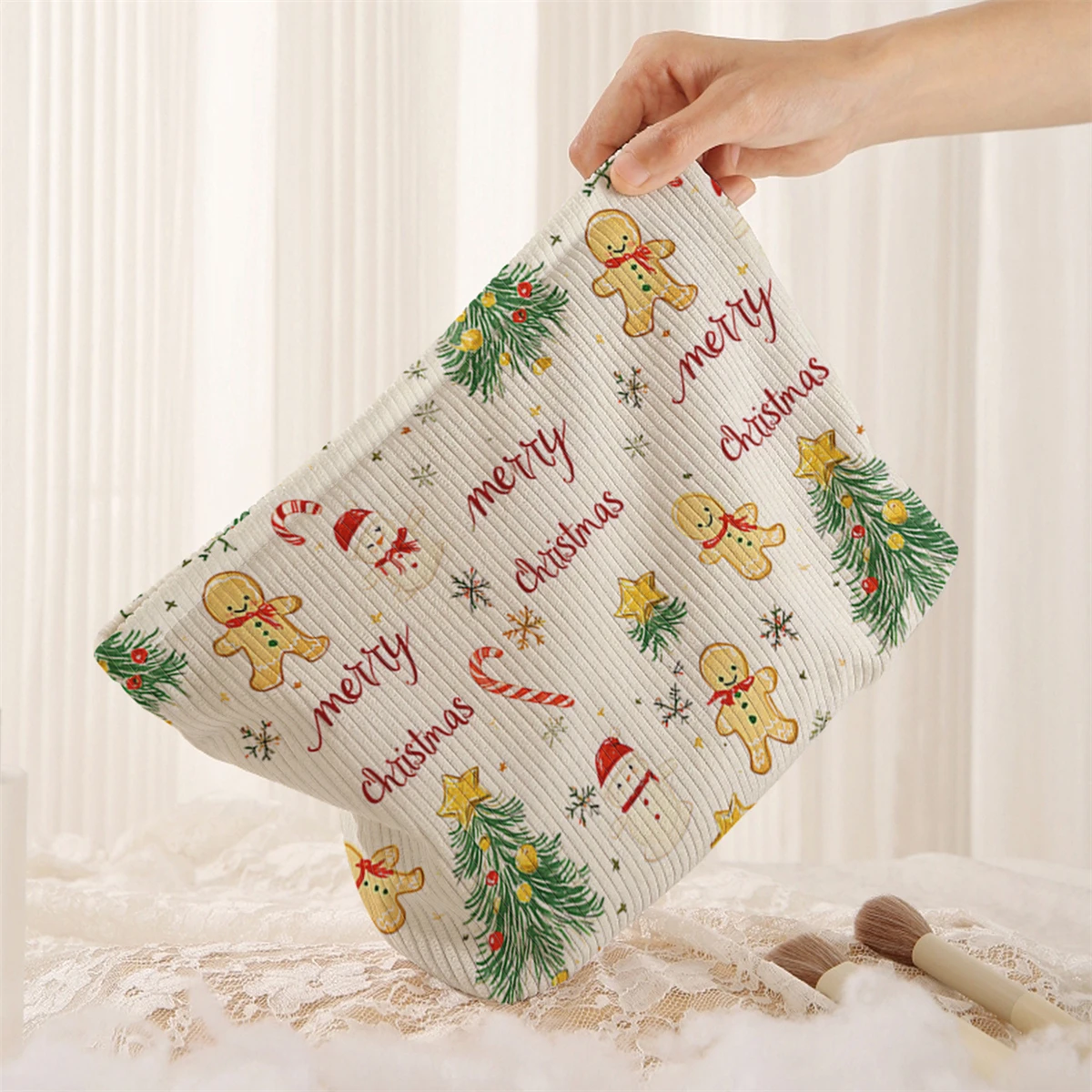 1 Christmas themed corduroy makeup bag, lightweight zipper makeup storage box, multifunctional bag with lining