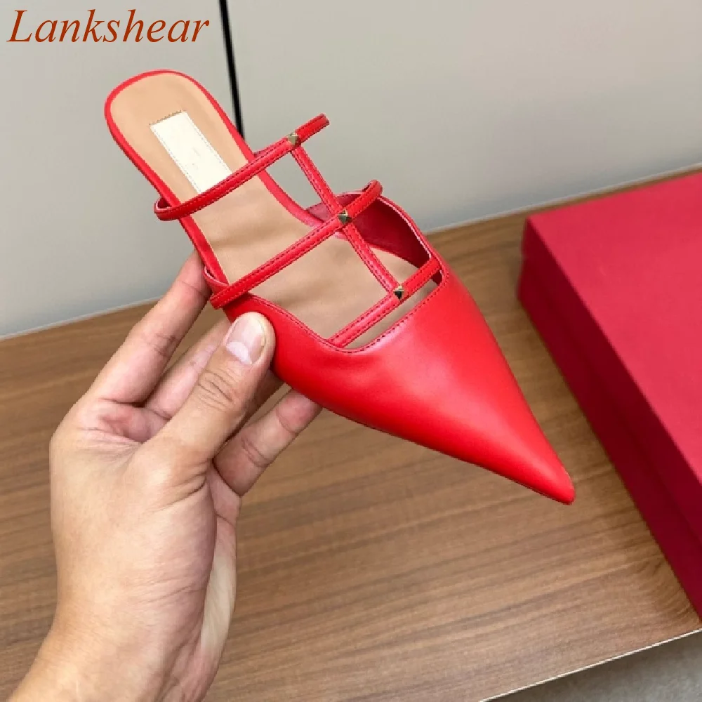 

Туфли женские из натуральной кожи, заостренный носок, заклепки, каблук-кошка, пикантные полутапочки, модные однотонные, лето