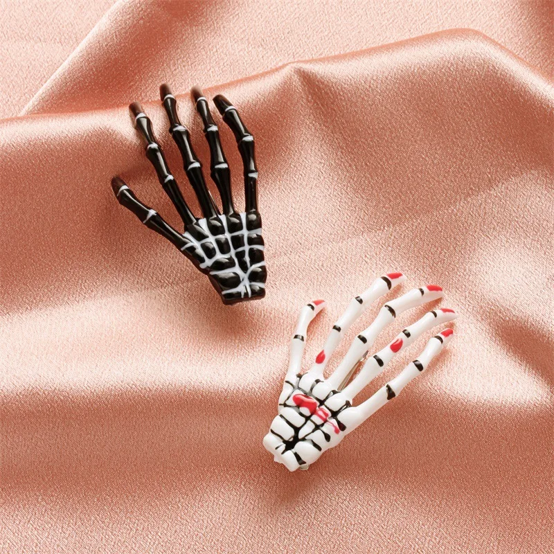 Japan Harajuku Edge Clip Hair  Gothic Skeleton Hand Bone Hair Clip with Blood Skeleton Hand Grab Hair Clip Single1$Free Shipping