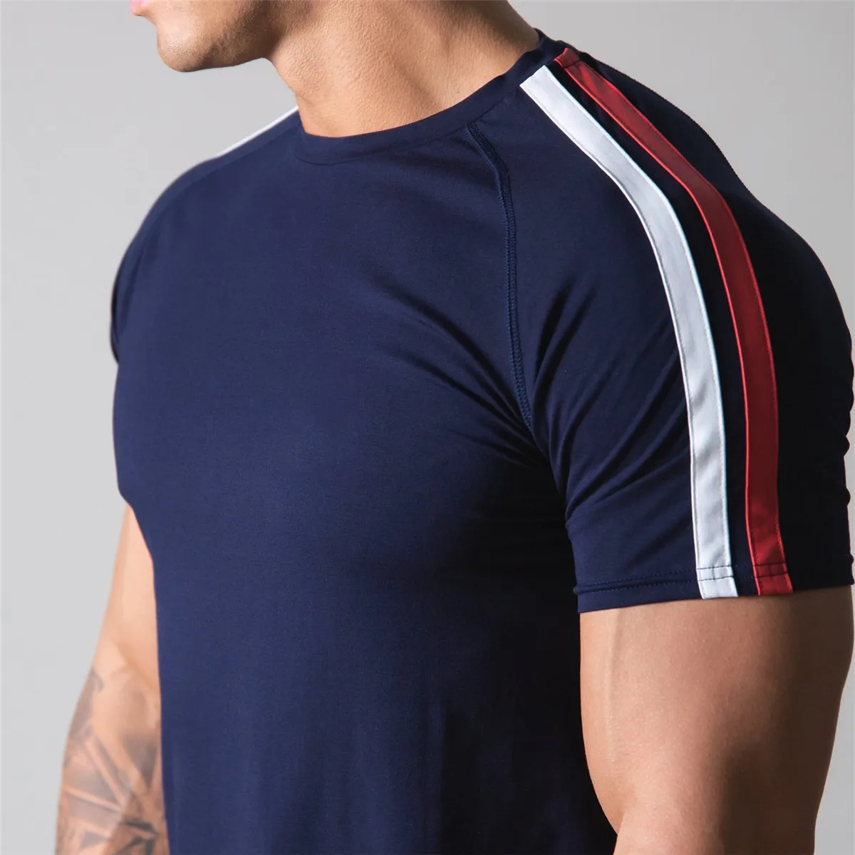 Men Running Sport Skinny T-shirt Short Sleeve Cotton Tee for Gym Fitness Summer Male Bodybuilding Training Workout Apparel sport t shirt short sleeve t shirt running t shirts running t shirt fitness clothes
