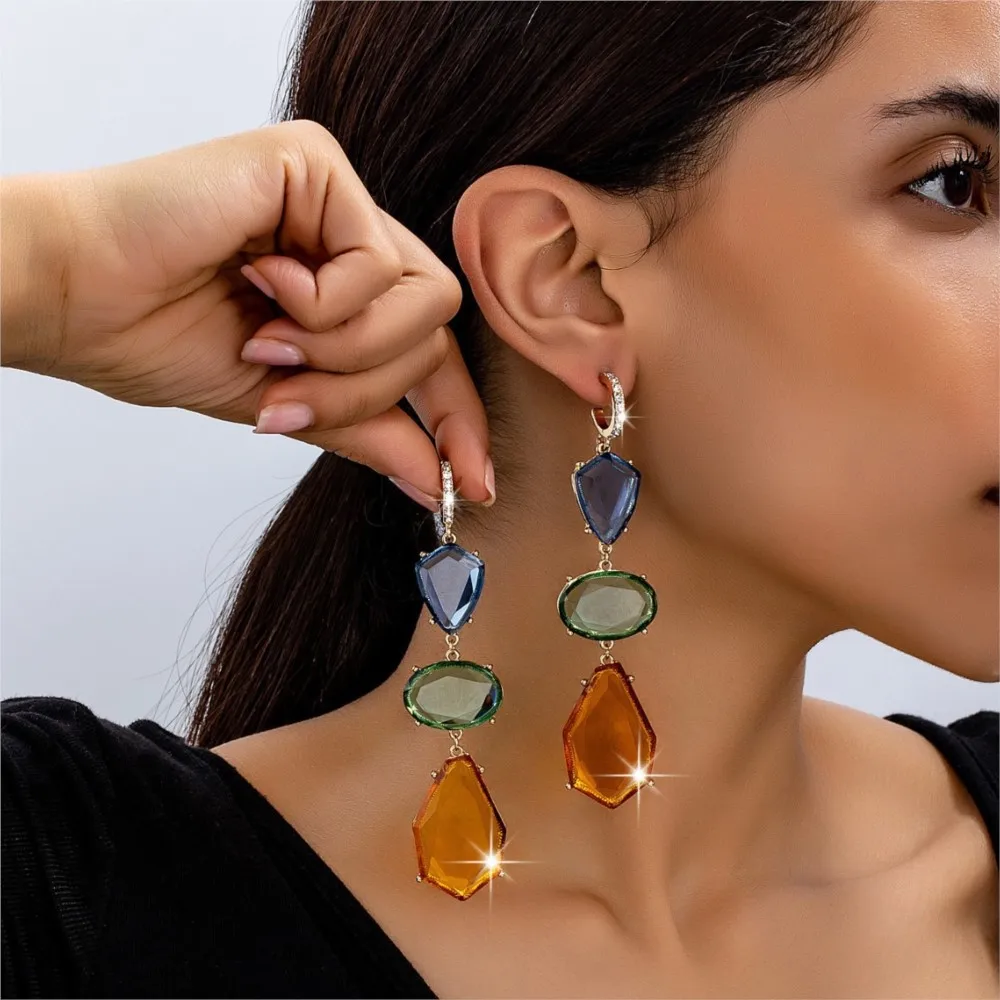 Gold Color Luxurious Resin Dangle Earring for Women Fashionable and Versatile Teardrop Earrings Perfect for Daily Wear or Party