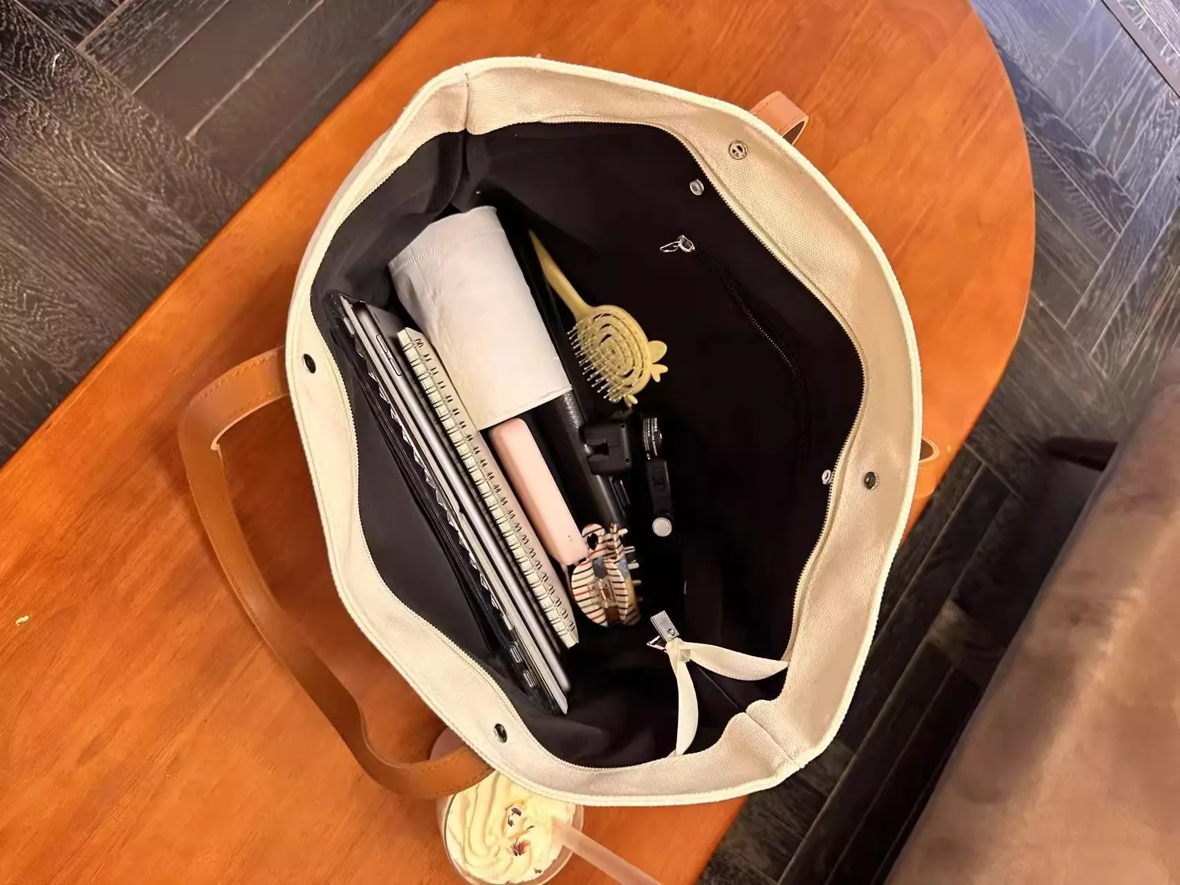 3 Stück/Set Bestickte Buchstaben-Leinwand-Tragetasche für Frauen Große Kapazität Pendler-Schultertasche Vielseitige Büchertasche – Detail 2