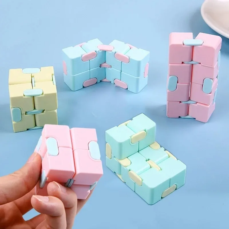 2개 세트 다기능 무한 플립 기하학 큐브 장식품, 3D 변형 스트레스 해소 데스크탑 장식, 휴대용 레저 공예품