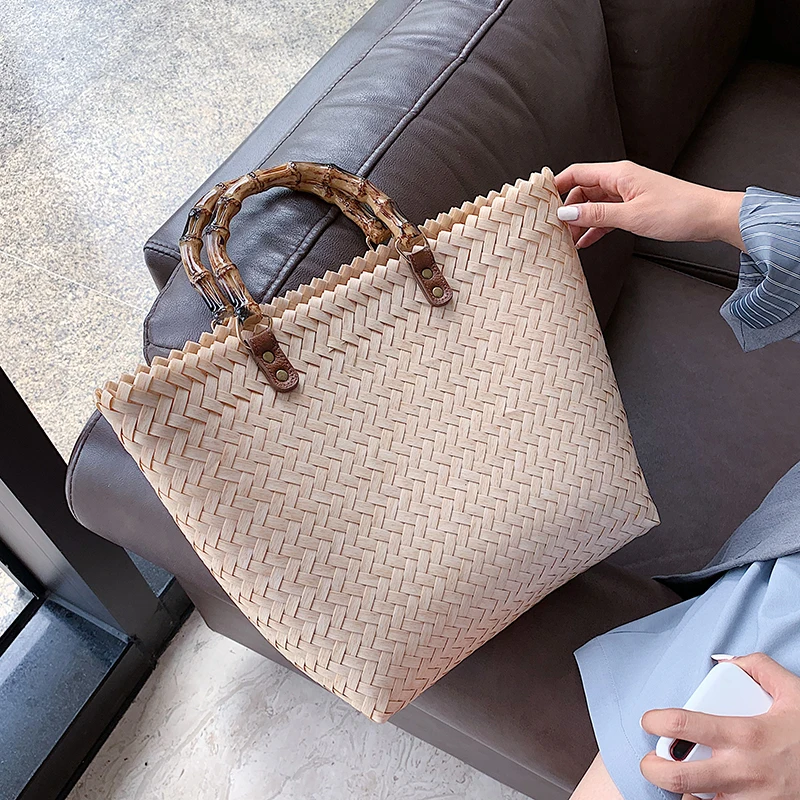 

Casual Rattan Women Handbags Bamboo Handle Wicker Woven Hand Bag Summer Beach Big Straw Bag Lady Large Tote Female Travel Sac